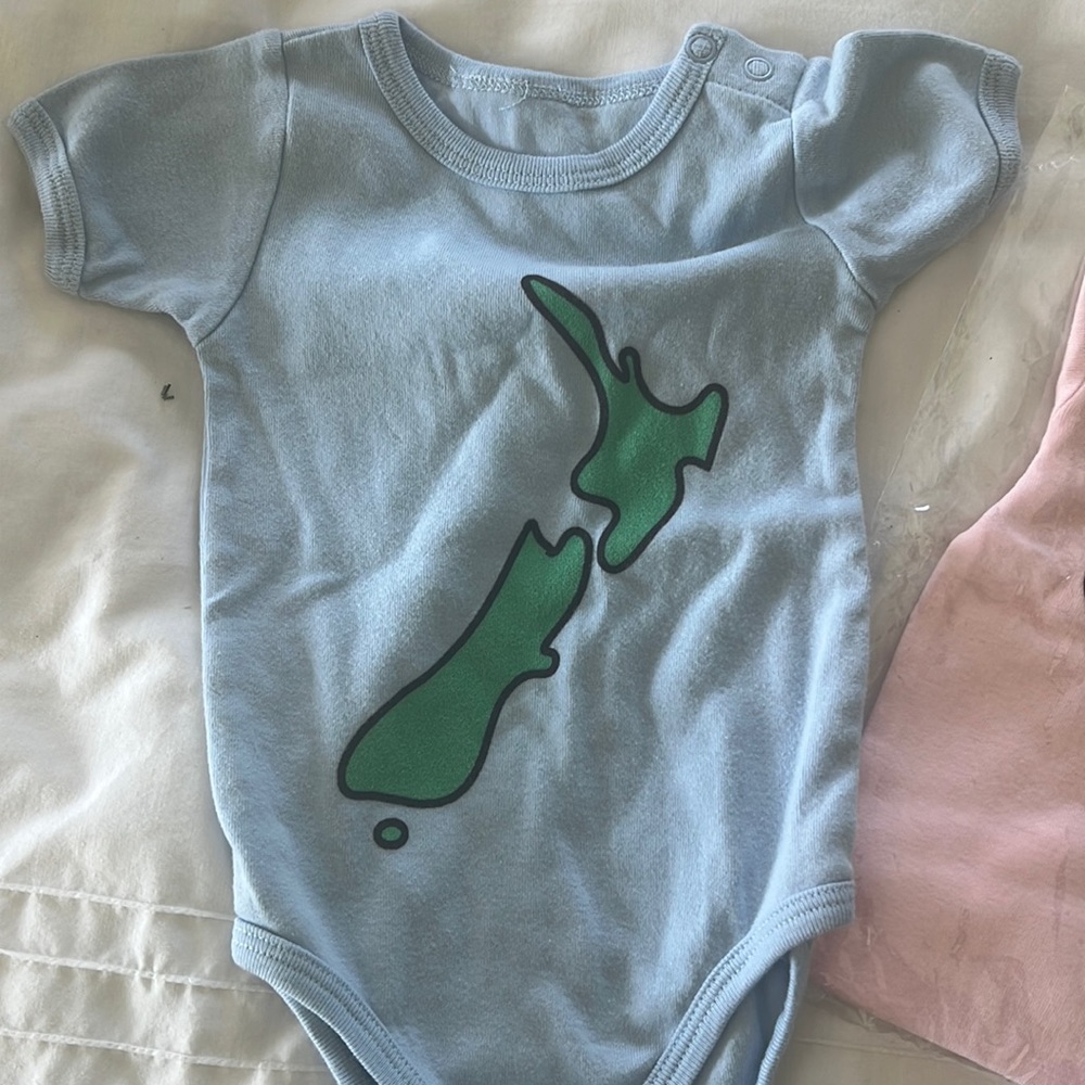 Cute New Zealand / kiwi themed onesies